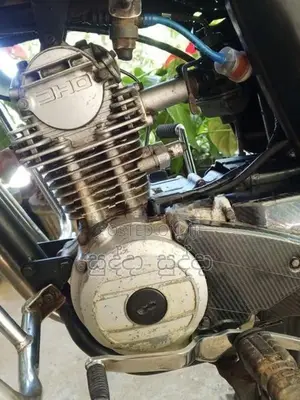 Bajaj Boxer 2000