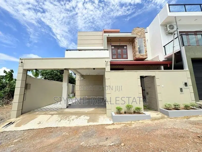 Luxury New House for Sale in Piliyandala