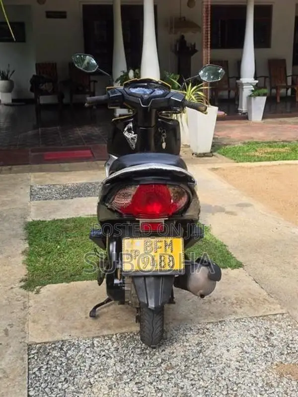 Honda Dio 2018