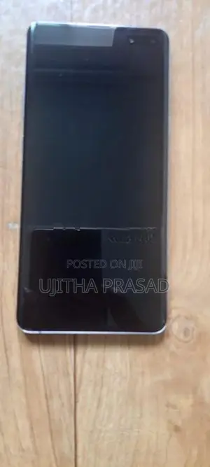 Samsung Galaxy S10 Plus (Used)
