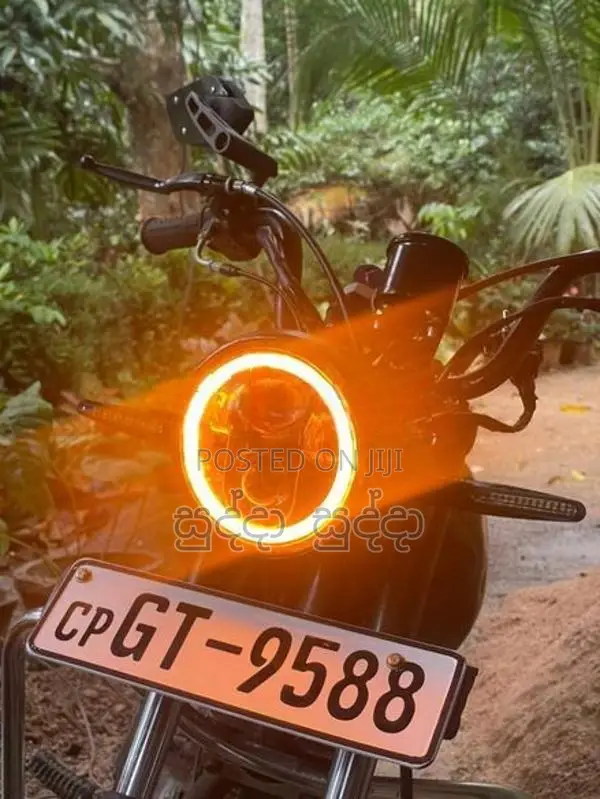 Bajaj Boxer 2000
