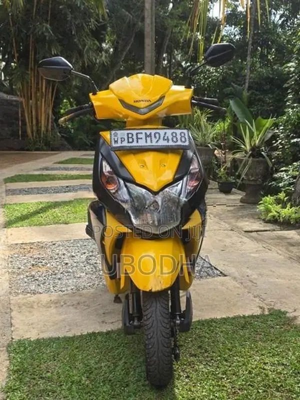 Honda Dio 2018