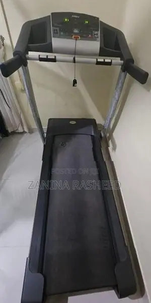 Tempo Fitness T903 Treadmill with Power Incline
