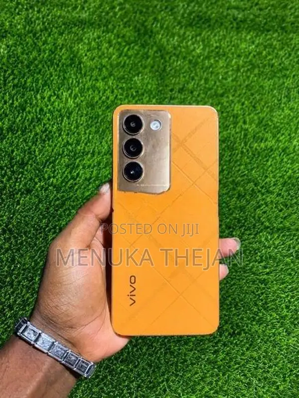 Vivo Y200e 5G (Used)