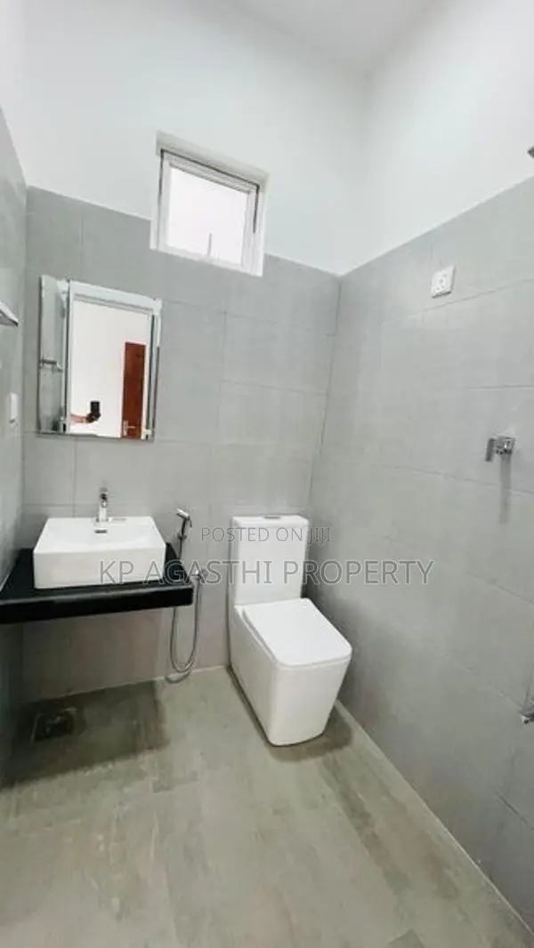 Brand New House for Sale in Athurugiriya