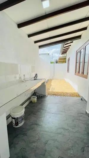 Brand New House for Sale in Athurugiriya