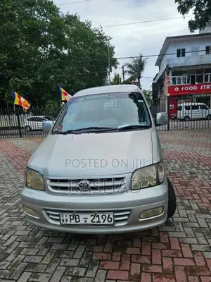 Toyota Noah KR42 2002