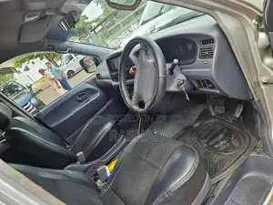 Toyota Noah KR42 2002