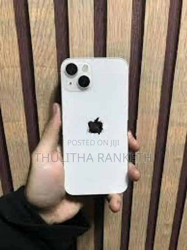 Apple iPhone 13 (Used)