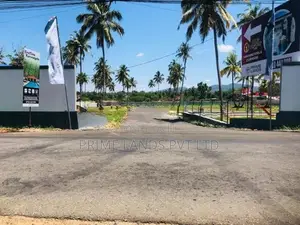 කුරුණෑගල ටවුමට ලගින් සුපෝපබෝගි ඉඩමක්