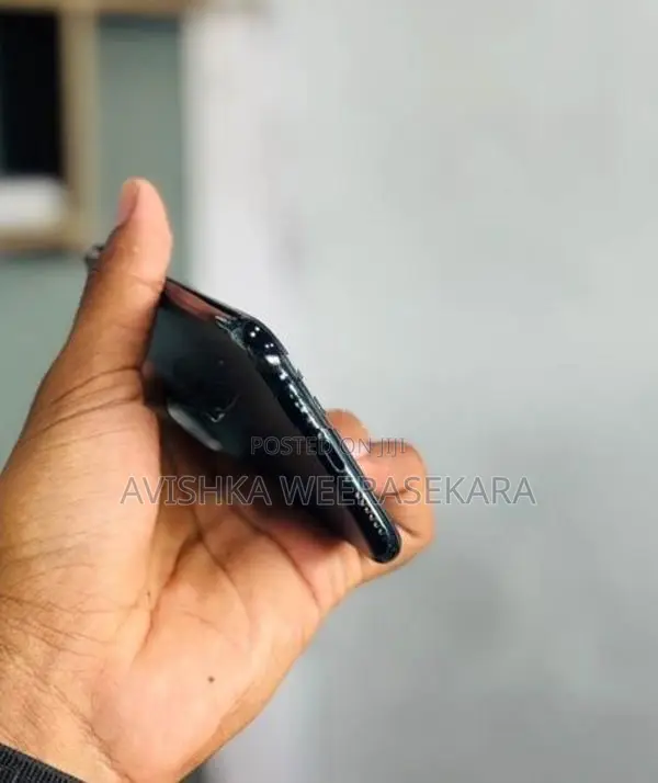 Apple iPhone 11 Pro (Used)