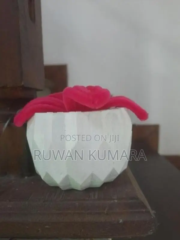 Table Flower Pot