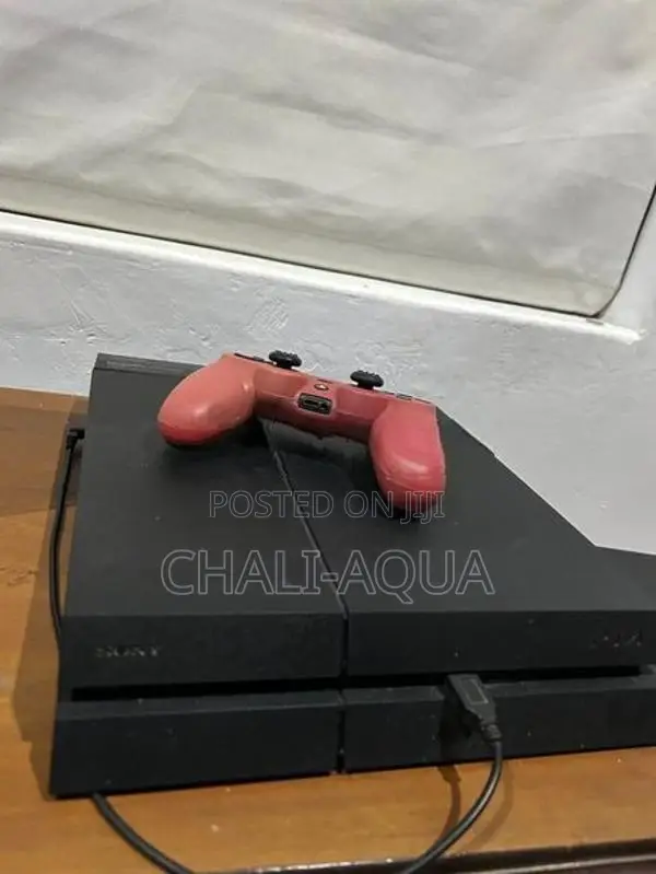 PlayStation 4 1TB