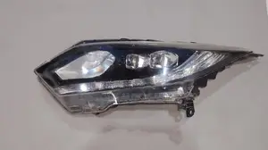 Honda Vezel Head Lamps