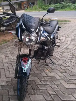 TVS Metro 2015