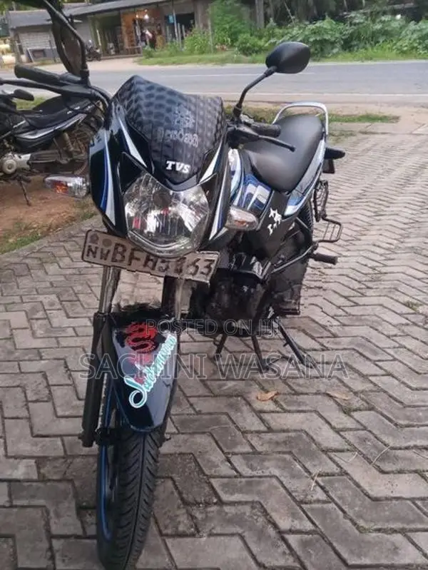 TVS Metro 2015