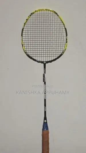 Carlton Powerflo 6000 Japanese Carbon Badminton Racket with Cover