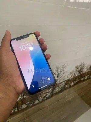 Apple iPhone XS (Used)