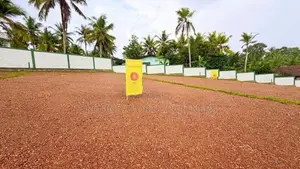 Valuable Land For Sale In Kahathuduwa Polgasowita 120 Road 500M
