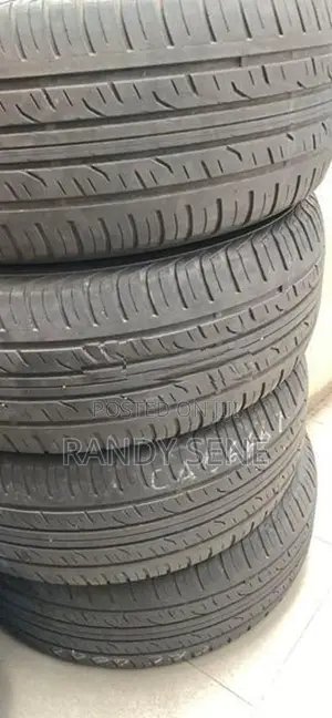 Dunlop Tires 265/60R18