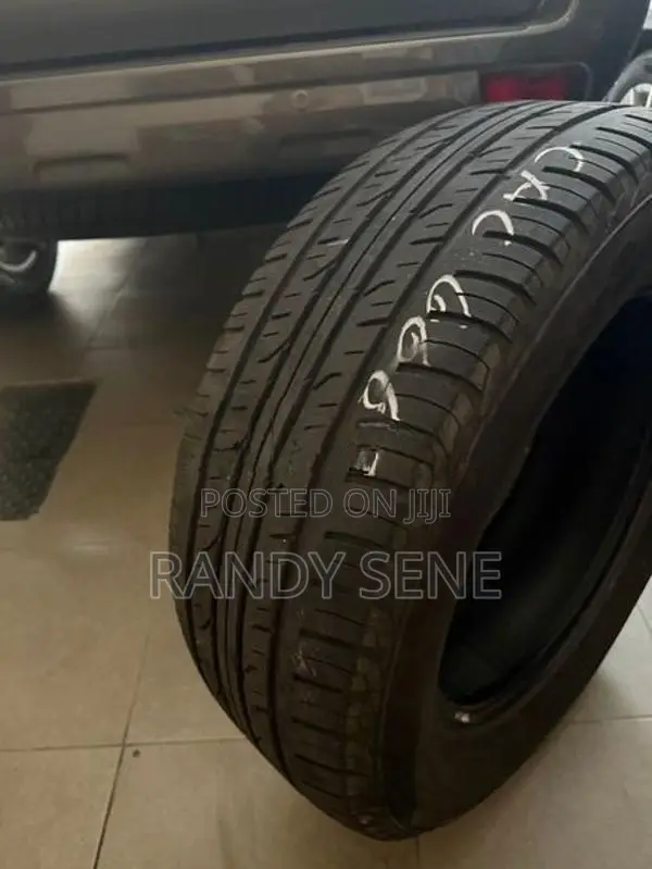 Dunlop Tires 265/60R18
