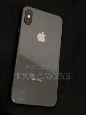 Apple iPhone X 64GB (Used)