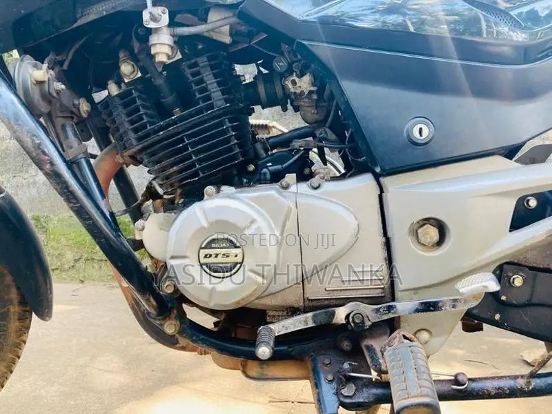Bajaj Pulsar 150 2015