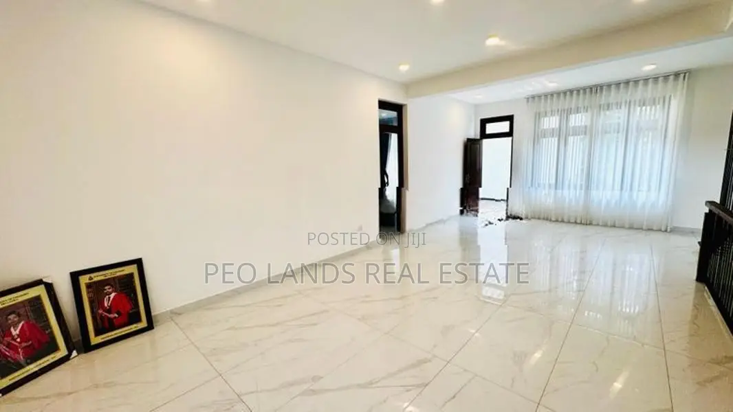 (SH1239) Modern Luxury Two Storey House for Sale in Boralesgamuwa