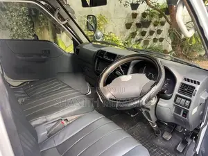 Mazda Bongo Vanette 2006