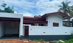 House for Sale in Angulana – Prime Residential Location