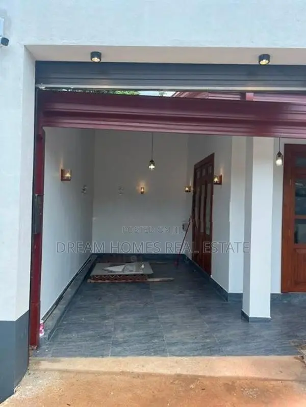 House for Sale in Angulana – Prime Residential Location
