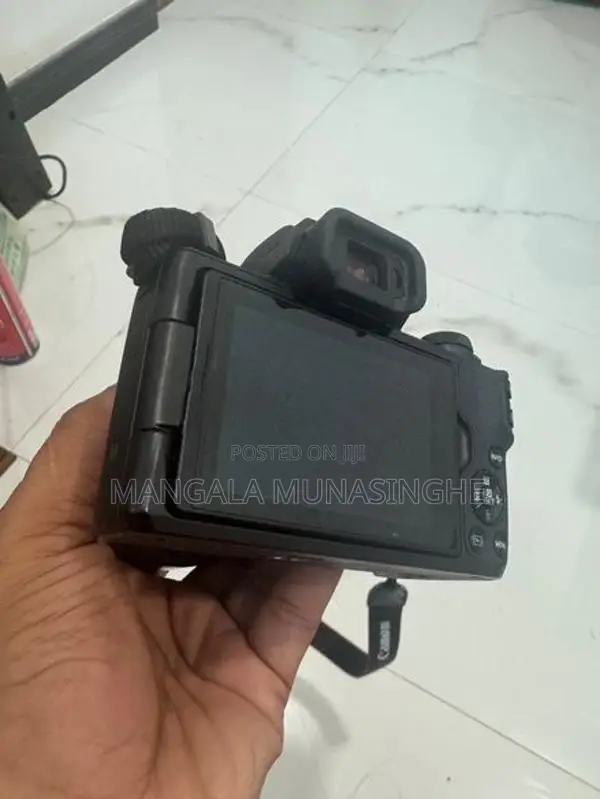Canon EOS M50 4K Camera