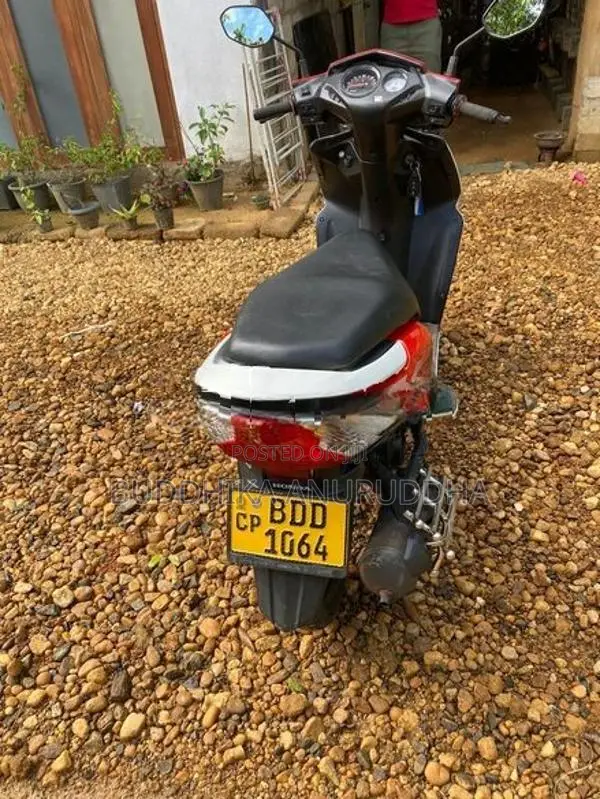 Honda Dio 2015