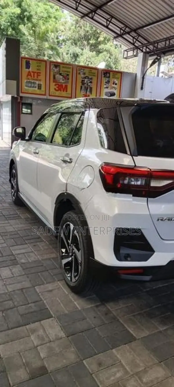 Toyota Raize Hybrid 2026
