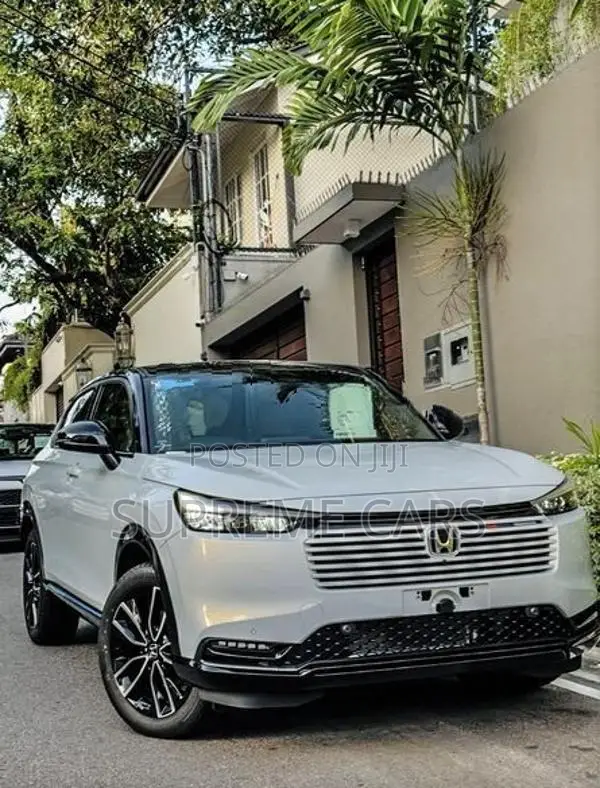 Honda Vezel Z PLAY MOONROOF 2026