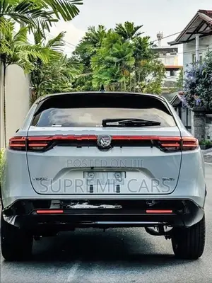 Honda Vezel Z PLAY MOONROOF 2026