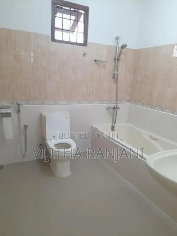 Room Tor Rent Boralesgamuwa
