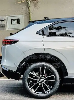 Honda Vezel Z PLAY MOONROOF 2026