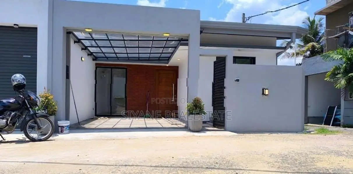 Beautiful Modern Brand New House for Sale in Athurugiriya