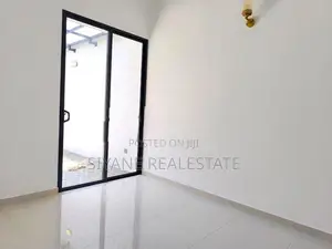 Beautiful Modern Brand New House for Sale in Athurugiriya