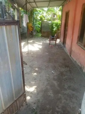 வீட்டுடன் கூடிய காணி விற்பணைக்கு Batticaloa