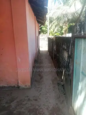 வீட்டுடன் கூடிய காணி விற்பணைக்கு Batticaloa