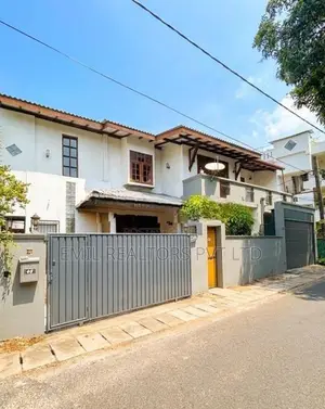 3 Bedroom First Floor House for Rent – Kalubowila (EM029SR)