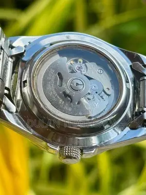 Seiko 5 Sport 100M