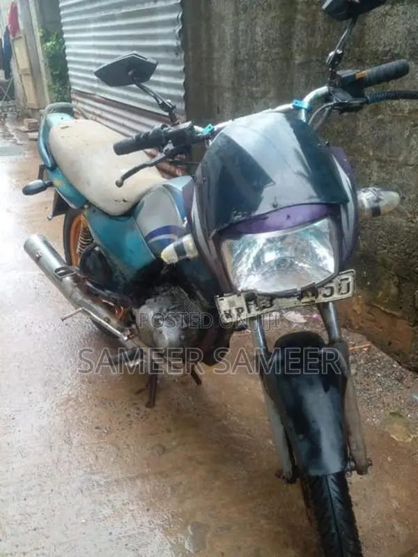 TVS Victor 2006