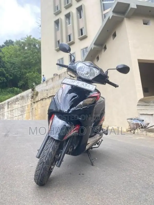 TVS Wego 110 2017