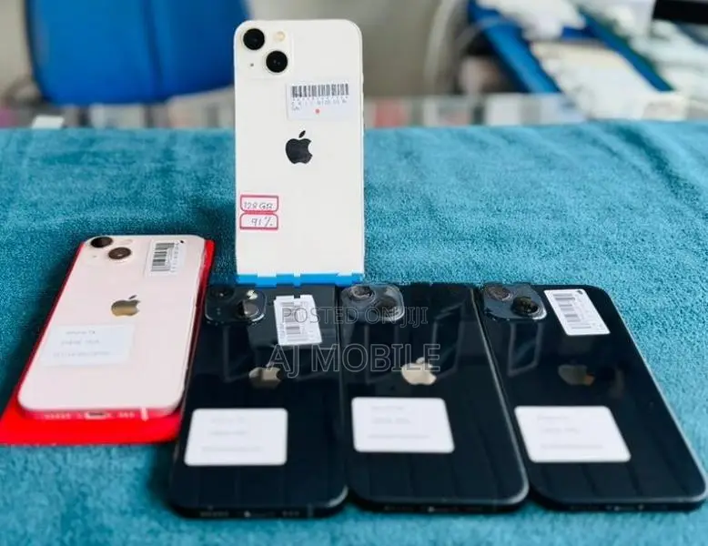 Apple iPhone 13 128GB (Used)