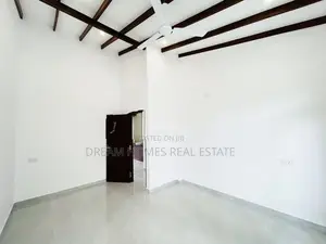 Modern Family House for Sale – piliyandala
