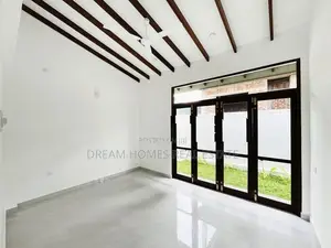 Modern Family House for Sale – piliyandala
