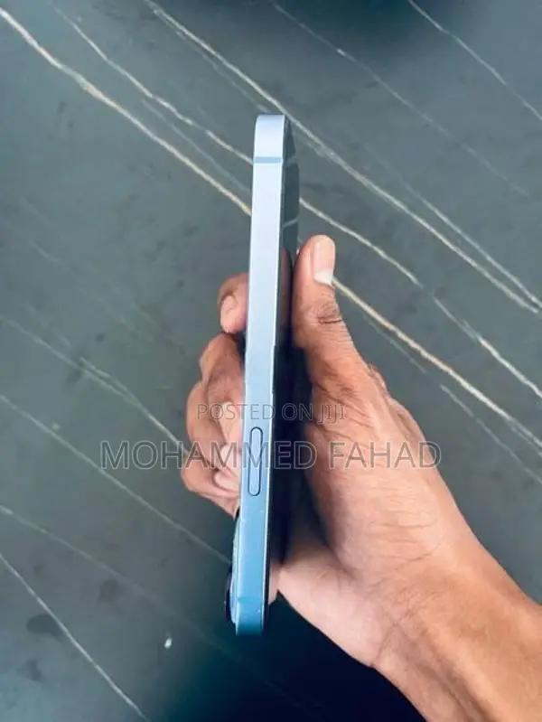 Apple iPhone 14 (Used)